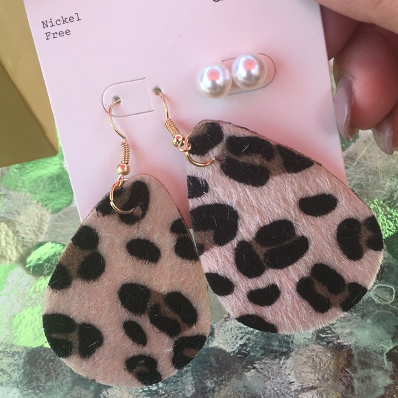 Earrings bundle 3/20 - Picture 2 of 2